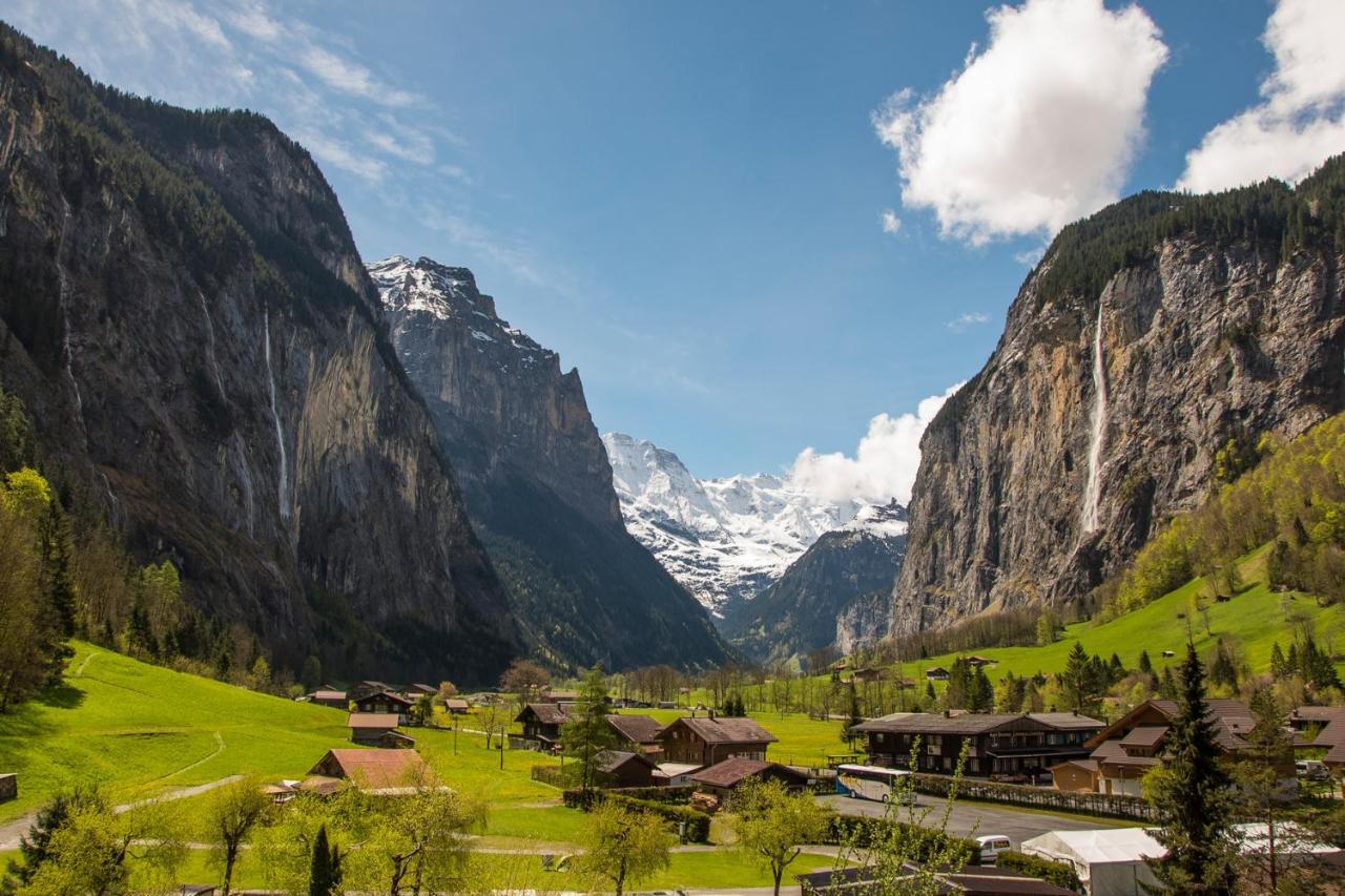 Auberge de jeunesse Schutzenbach Backpackers For Adults 18-35 à Lauterbrunnen Extérieur photo