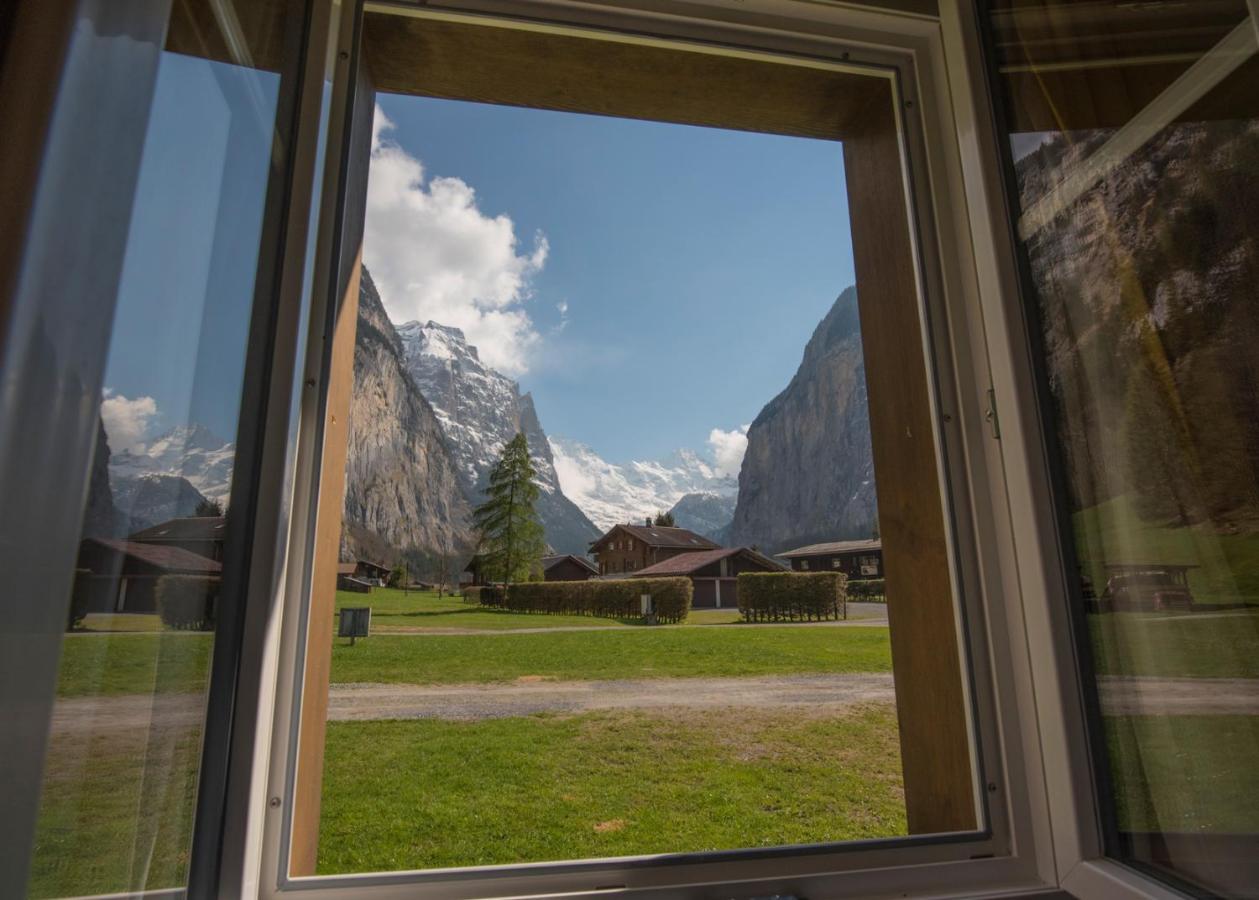 Auberge de jeunesse Schutzenbach Backpackers For Adults 18-35 à Lauterbrunnen Extérieur photo